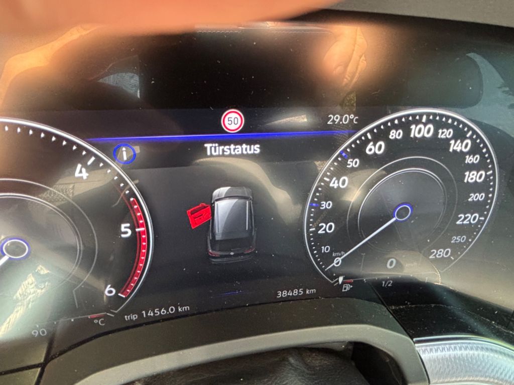 Image of Volkswagen Touareg