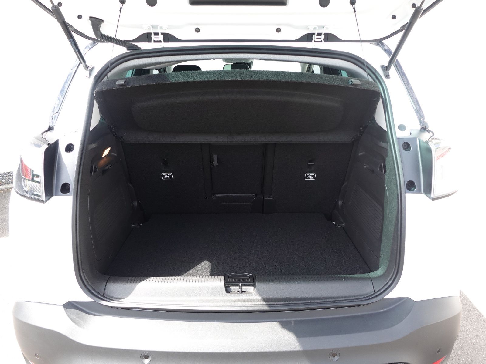 Fahrzeugabbildung Opel Crossland Elegance 1.2T,Navi,Kamera,Sitzhz,Allw.