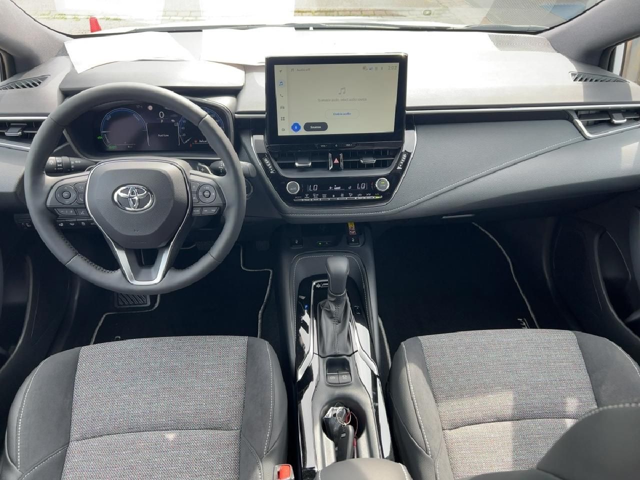 Fahrzeugabbildung Toyota Corolla TS 2,0 Hybrid Teamplayer + Technik-Paket