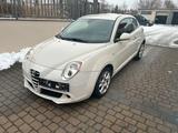 Alfa Romeo MiTo Turismo 1.4 Benzin 1.Hand Klima TÜV 10/26 - Alfa Romeo Gebrauchtwagen in Dresden