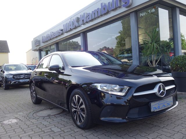 Mercedes-Benz A 180 d 8G-DCT/1-HAND/NAVI/PDC
