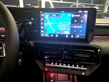 Nissan Micra Evolve 52 kWh (150PS)