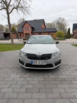 Skoda Octavia 2.0 TDI SCR DSG 4x4 RS60 Combi RS60 - Skoda Octavia RS60 mit Diesel-Antrieb
