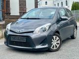 Toyota Yaris Hybrid Life - Toyota Yaris aus 2012 mit Hybrid-Antrieb