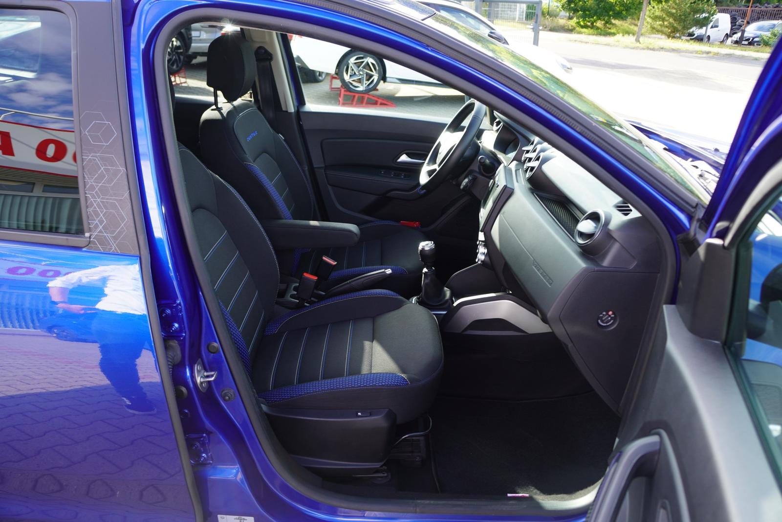Dacia Duster II 1.3 TCE Celebration Navi Kamera AHK