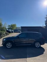 BMW X5 xDrive30d - - BMW X5 in Dortmund
