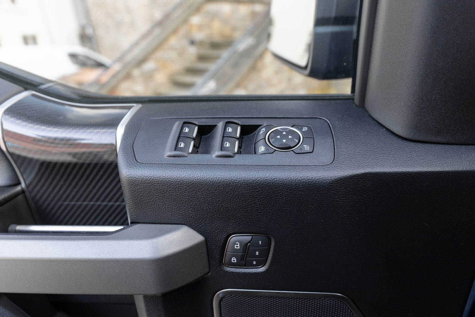 Fahrzeugabbildung Ford F 150 Raptor 3,5L 4x4 B&O 360° ACC TOTW AHK M+S