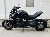 Ducati Diavel V4 aus 1.Hand - DUCATI VON 126 BIS 250 CCM