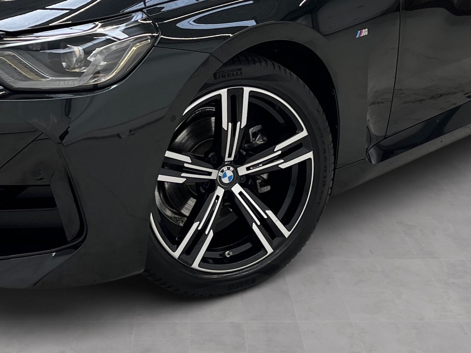 BMW 218 - Bild 8