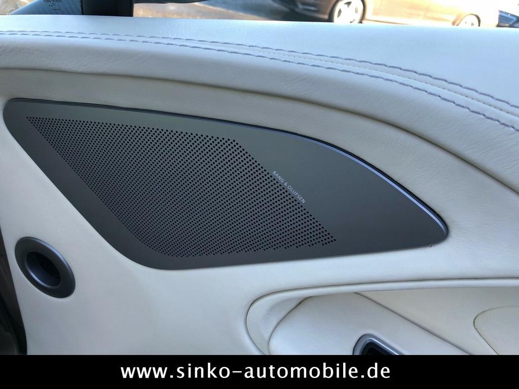 Aston Martin Vanquish