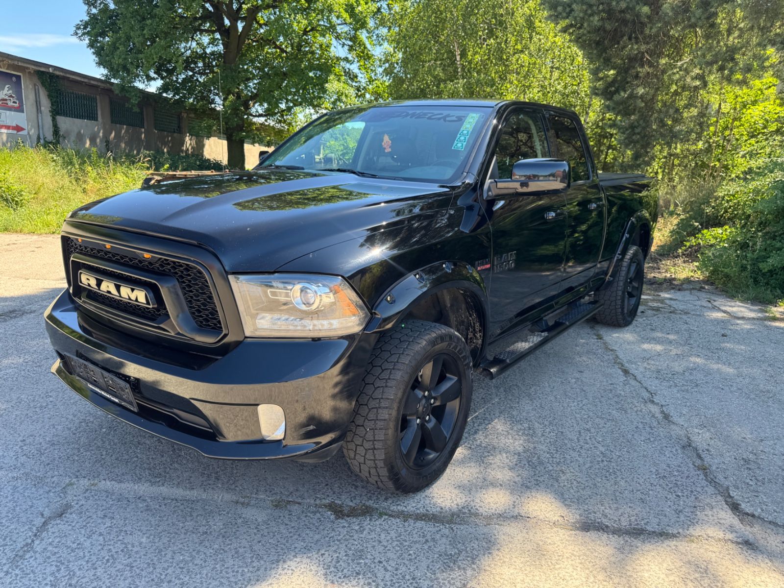 Dodge RAM - 1