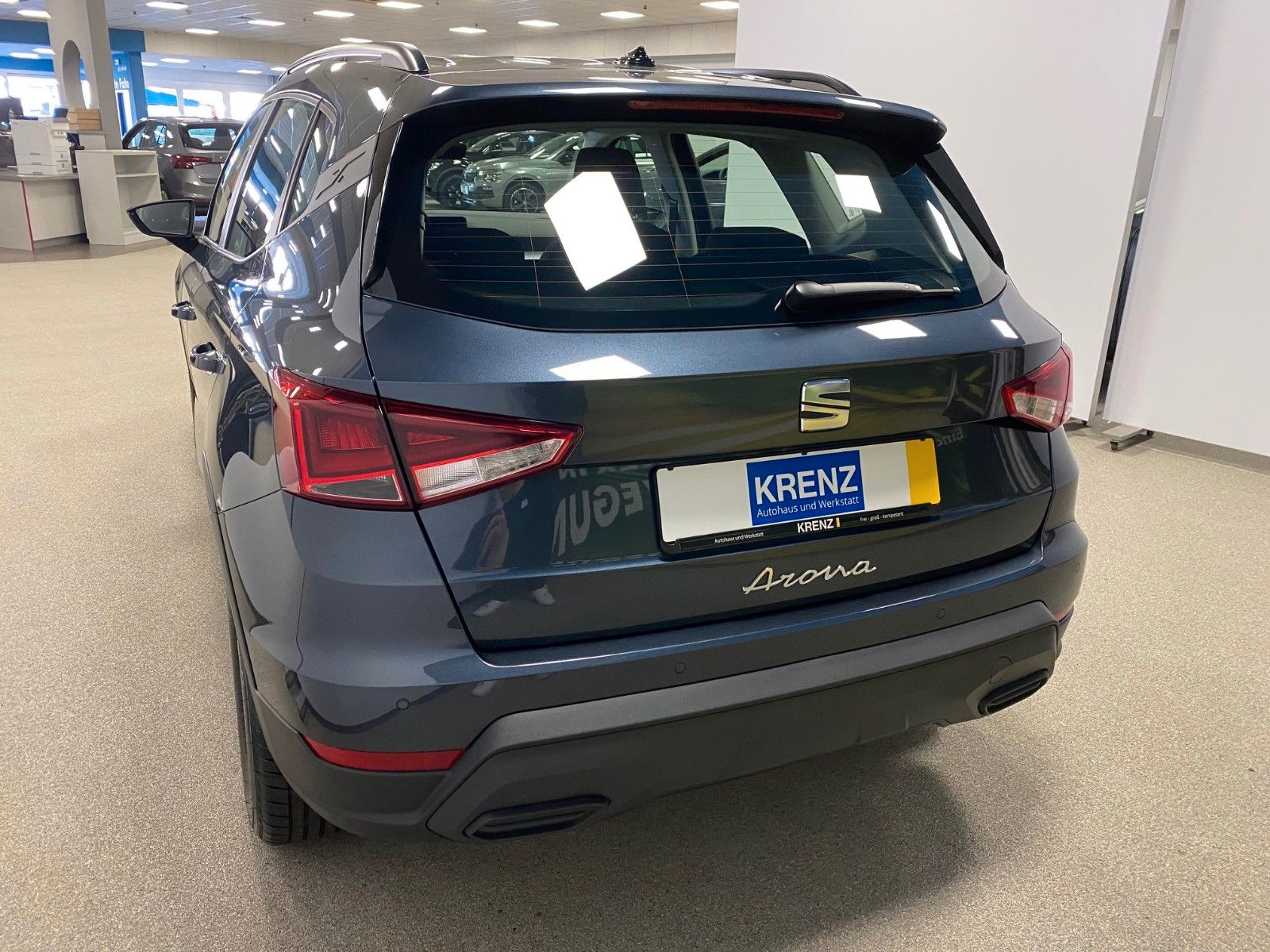 Fahrzeugabbildung SEAT Arona 1.0 TSI STYLE+2030 GARANTIE+Sitzheizung+BC