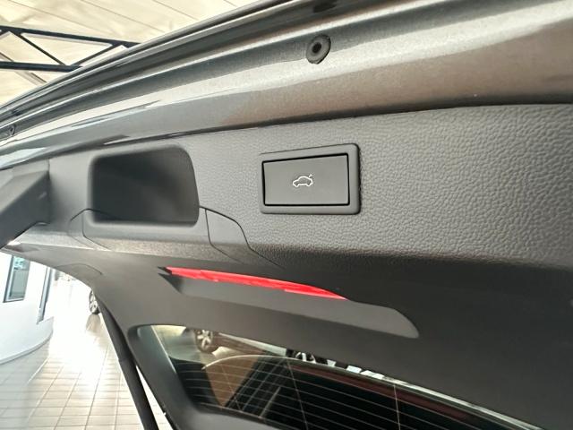Skoda Superb 2.0 TDI Selection AUTOMATIK+LED+KAMERA