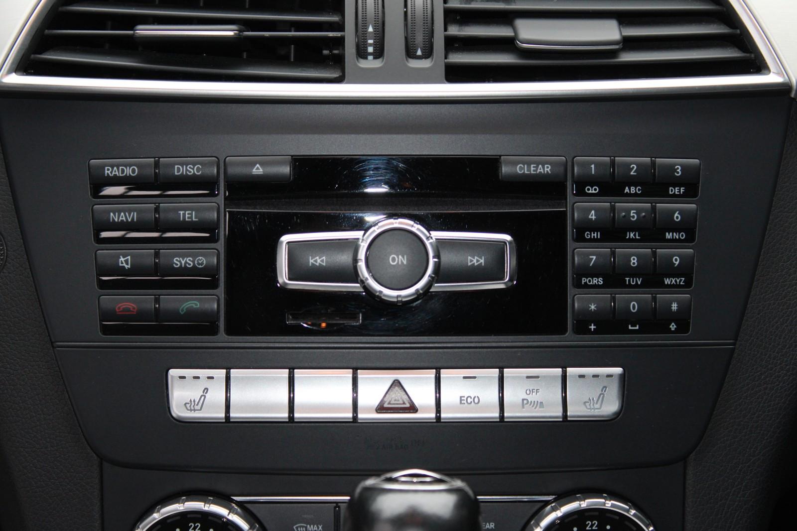 Mercedes-Benz C250 2013 — photo 23
