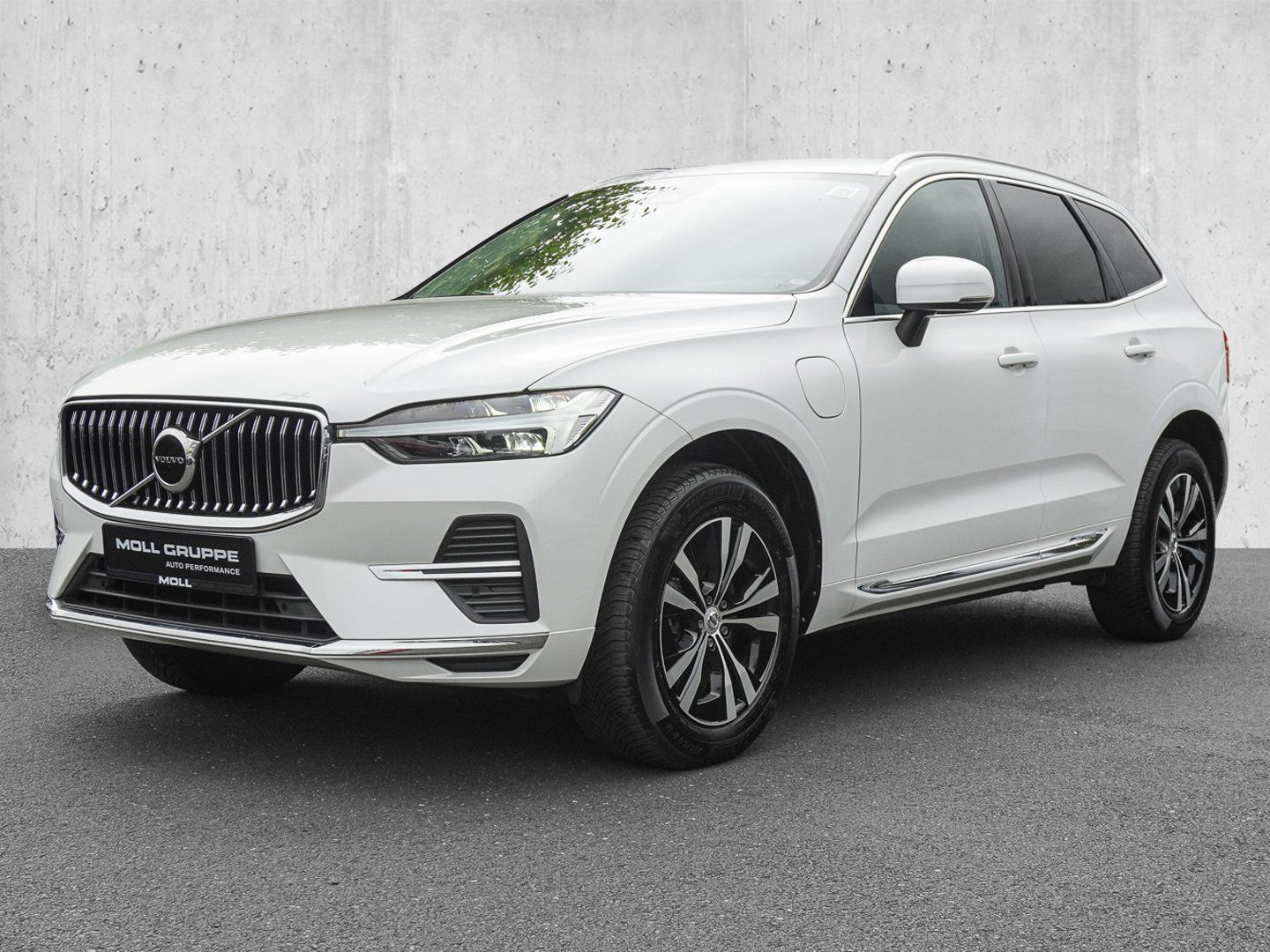 Volvo XC60 T6 AWD Core Bright Plug-in Hybrid AHK PANO foto 2