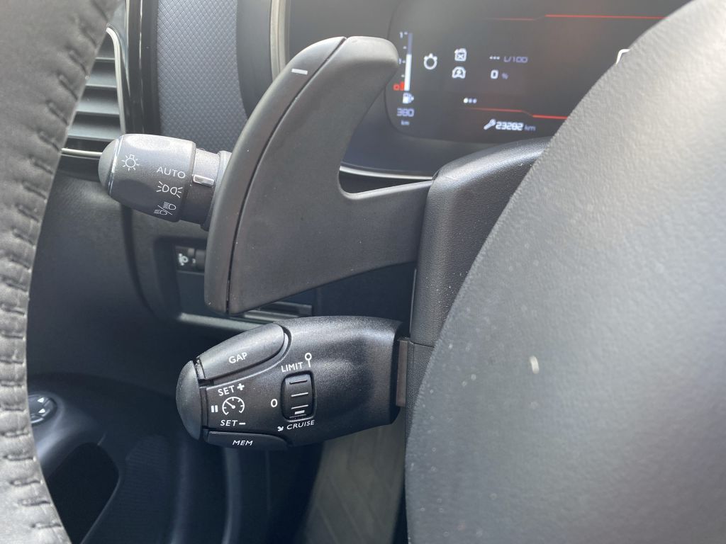 Fahrzeugabbildung Citroën C5 Aircross Hybrid 145 Automatik MAX *Allwetter*