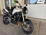 Triumph Street Triple - TRIUMPH 2008 STREET TRIPLE