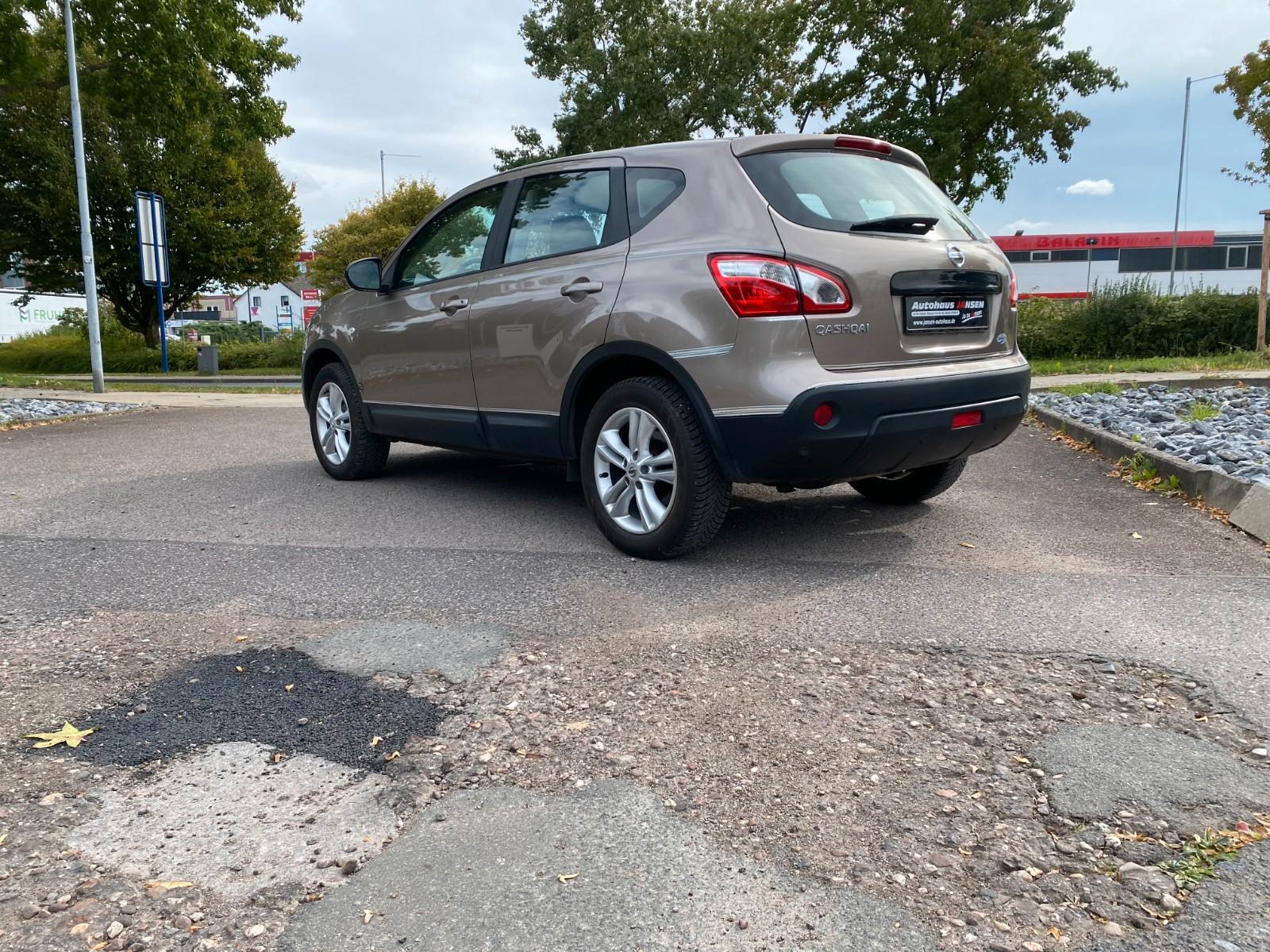 Nissan Qashqai Radio / Klima / PDC