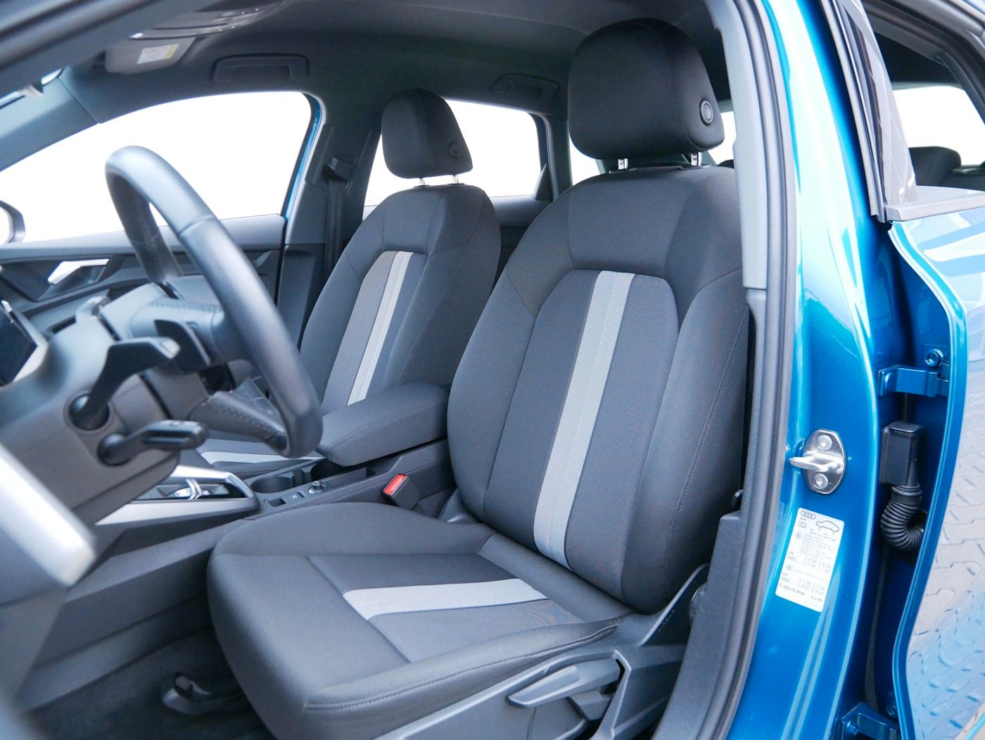 Fahrzeugabbildung Audi A3 Sportback 35TFSI advanc. NEU45T AHK DSG RFKSH