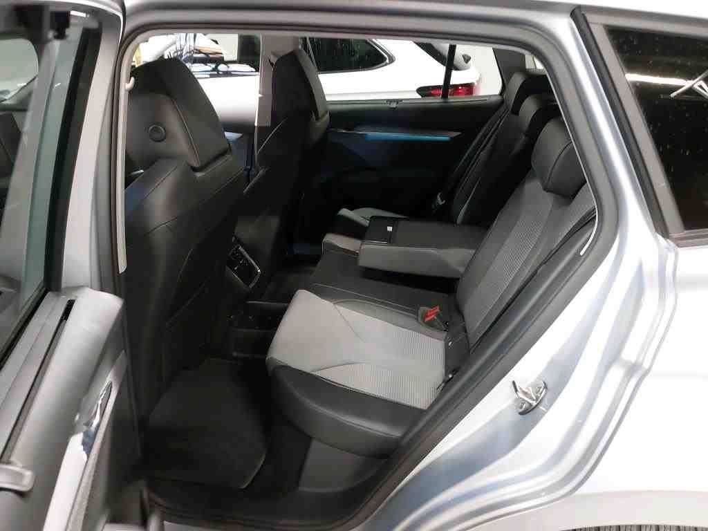 Fahrzeugabbildung SKODA Enyaq 60 electric 132 kW | LED RFK ACC CCS