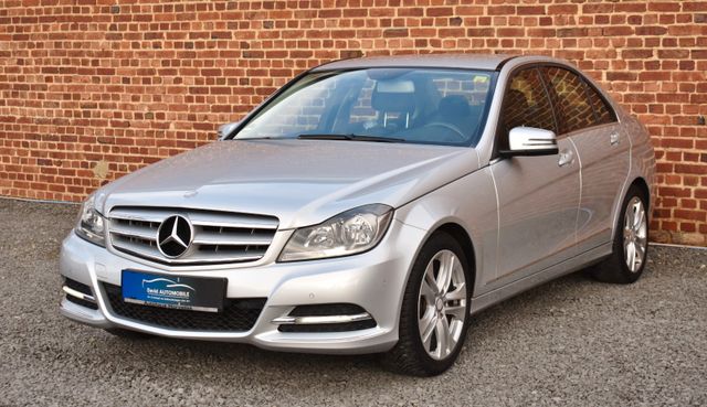 Mercedes-Benz C 180 AVANTGARDE LED NAVI SITZHEIZUNG PDC ALU