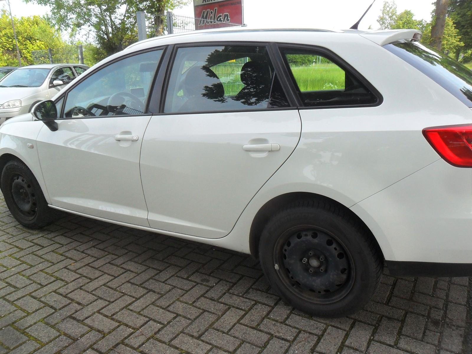 Seat Ibiza ST Style Salsa 1.6 TDi Navi Klimaautomatik