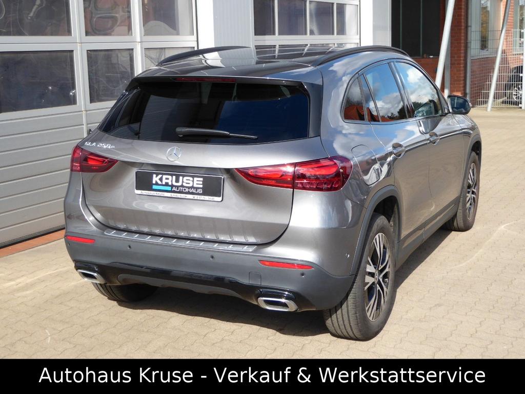 Mercedes-Benz GLA 250