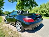 Mercedes-Benz SLK 200 -