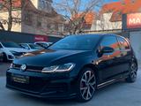 Volkswagen Golf VII GTI Performance BMT *FACELIFT*245 PS* - Volkswagen Golf mit Benzin-Antrieb: Sportwagen