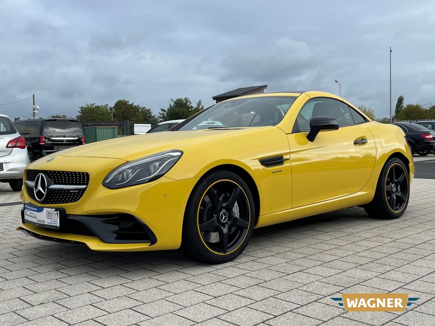 Fahrzeugabbildung Mercedes-Benz SLC 43 AMG FinalEdition  Harman Kardon Sportsitz