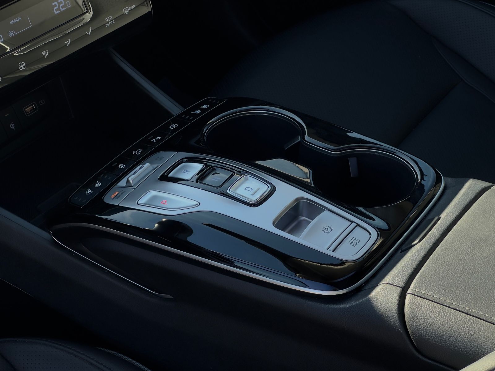 Fahrzeugabbildung Hyundai Tucson 1.6 T-GDI Prime PHEV 4WD Pano KRELL 360°