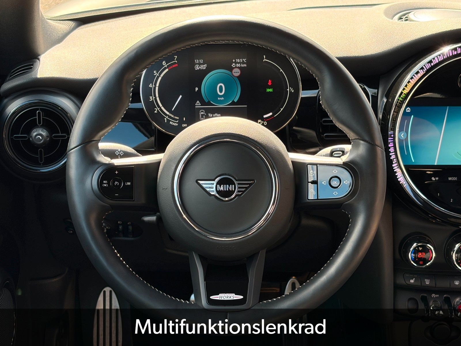 Fahrzeugabbildung MINI Cooper Cabrio JCW-Trim CarPlay Navigation LHZ