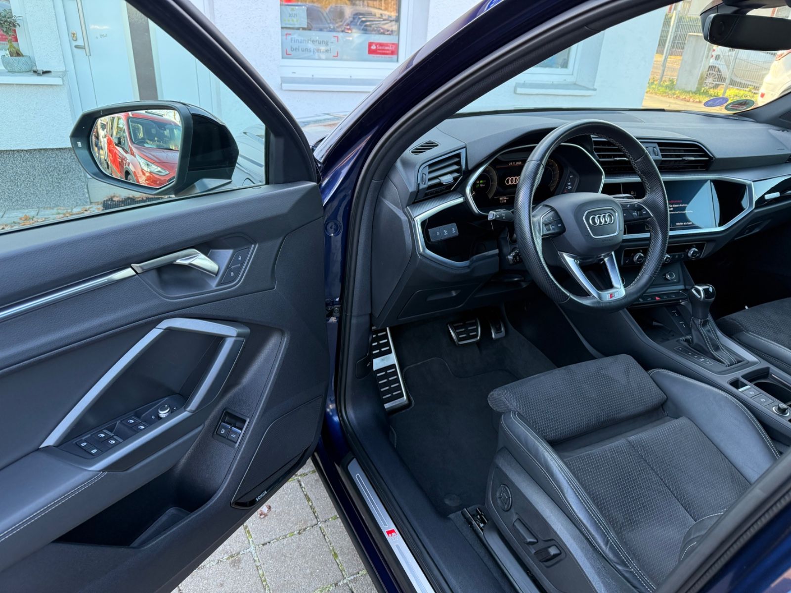 Audi Q3 45 TFSI e S line AHK-ACC-RKAM-LED-SONOS-20"LM foto 26