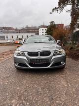 BMW Bmw 325i 3.0 LCI Automatik 101000km - BMW 325 aus 2008
