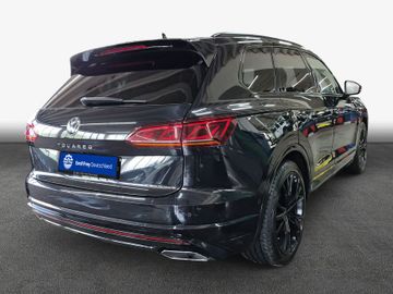 Volkswagen Touareg - 2