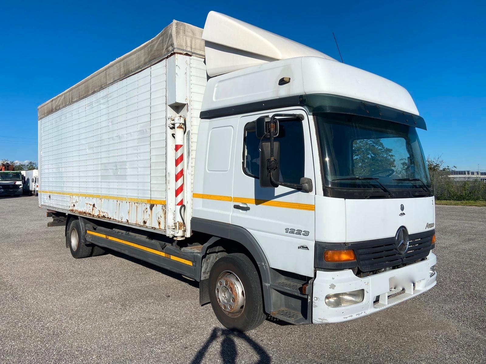 Mercedes-Benz Atego 1223