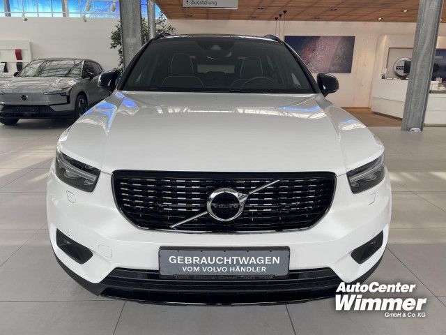 VOLVO XC 40