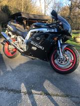 Suzuki Gsxr 750