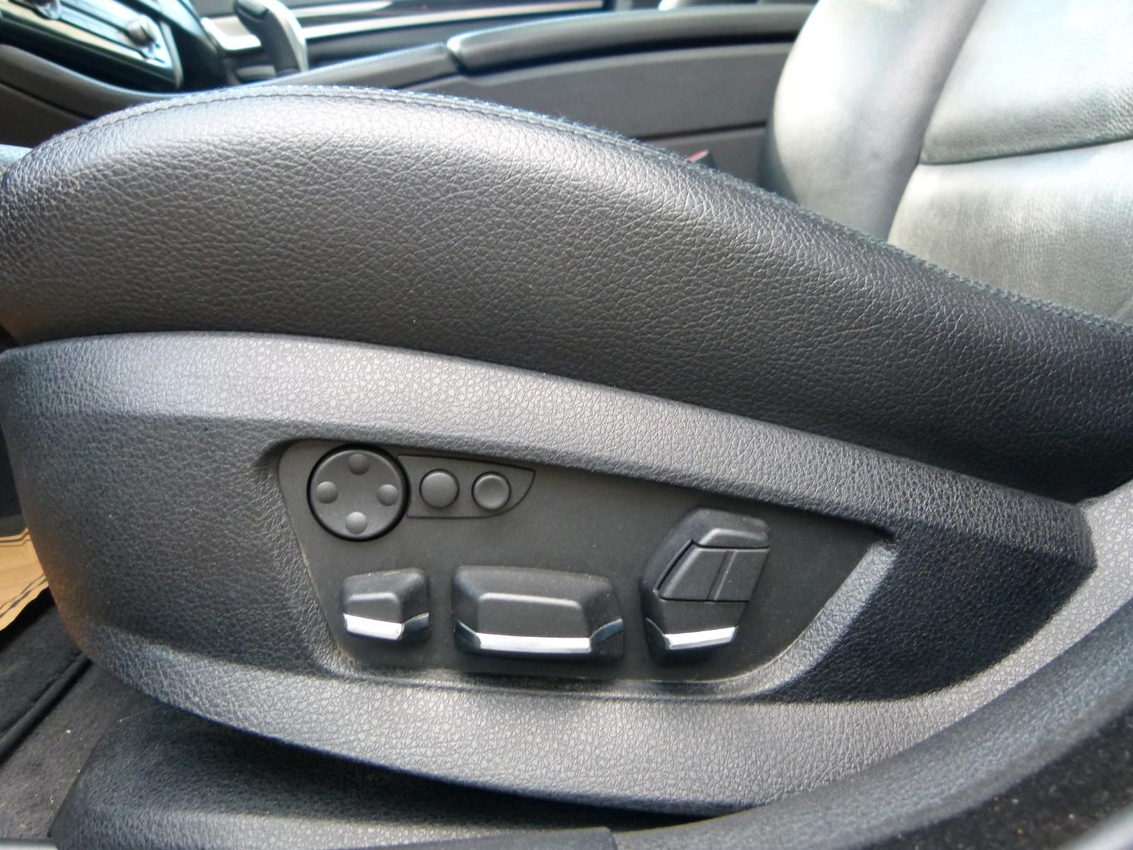 BMW 530d Automatik*M-Paket*HeadUp*Leder*Navi*Xenon*