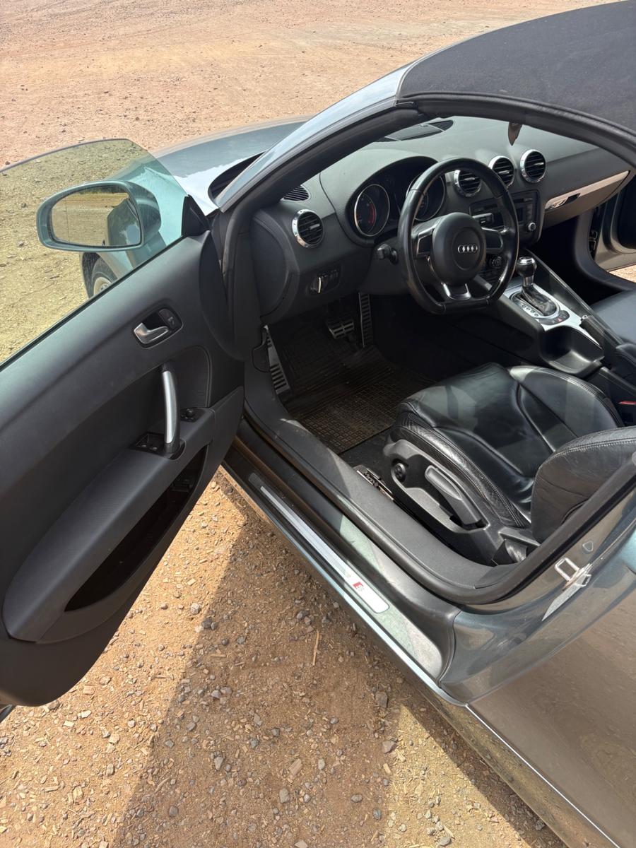 Audi TT Roadster 2.0 TFSI S tronic -