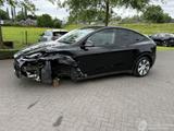 Tesla Model Y DUAL MOTOR LONG RANGE AUTO 4WD - Tesla Model Y Unfallwagen