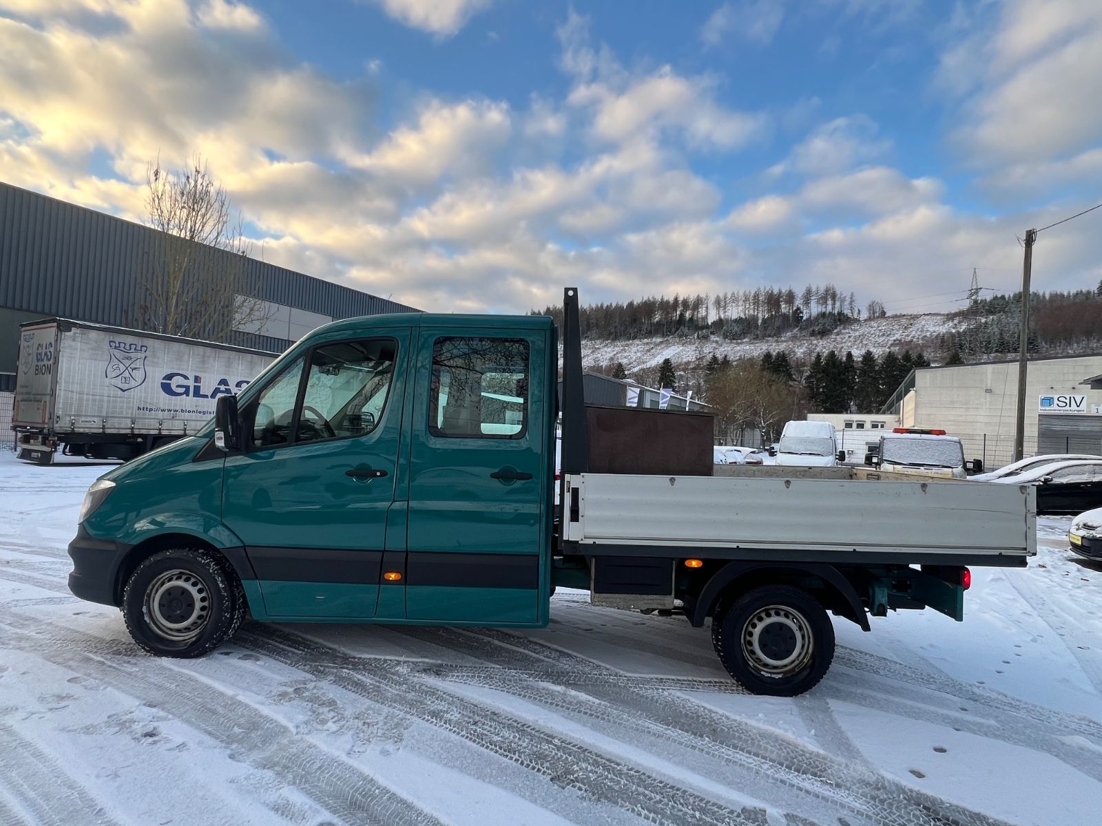 Fahrzeugabbildung Mercedes-Benz Sprinter II Pritsche *DOPPELKABINE*6.STIZ*1.HAND