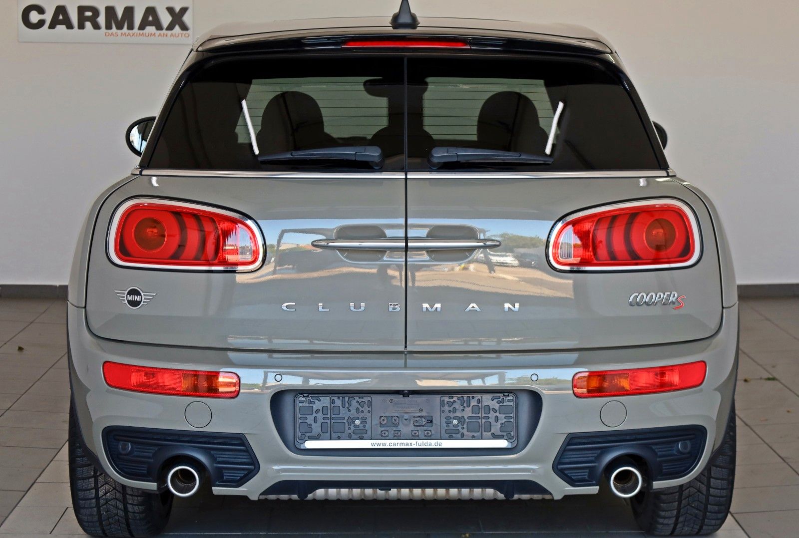 Fahrzeugabbildung MINI Clubman Cooper S All4 JCW Leder,Navi,LED,PanDach