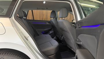 Volkswagen Golf - 10