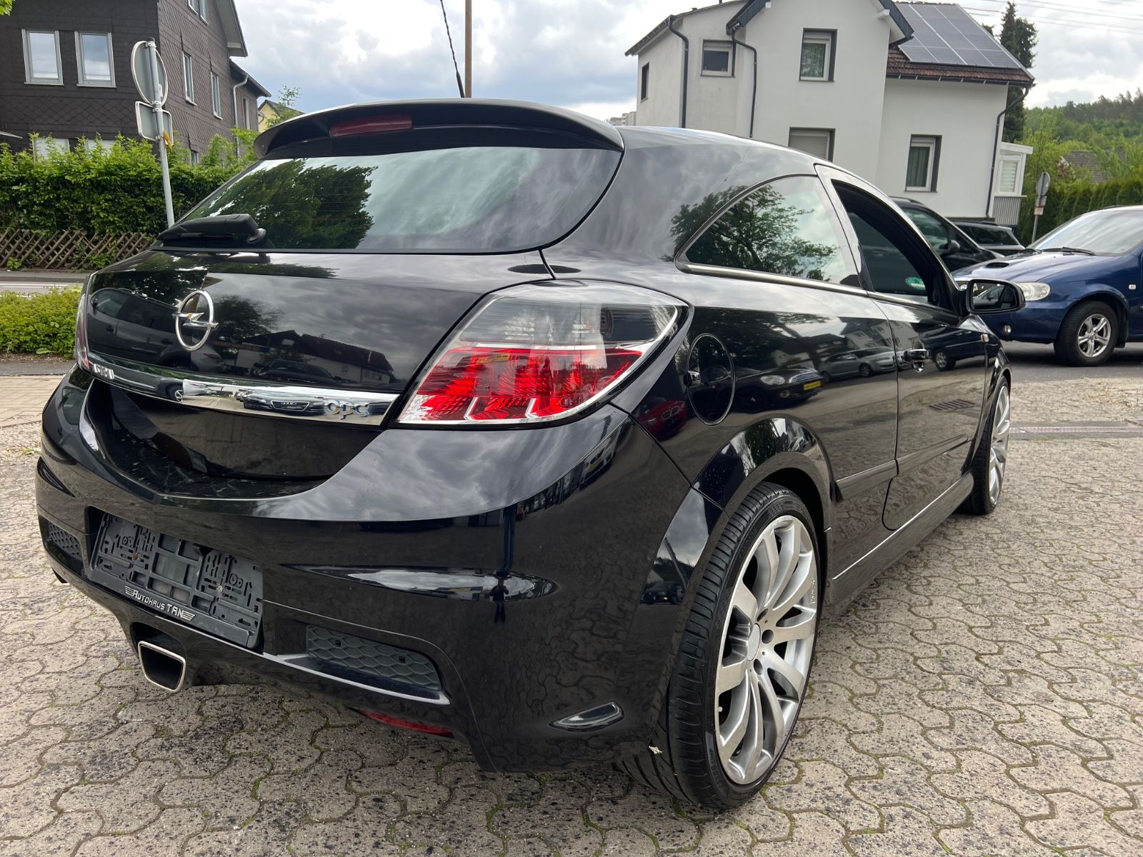 Fahrzeugabbildung Opel Astra H GTC OPC *2.HAND*TÜV NEU*