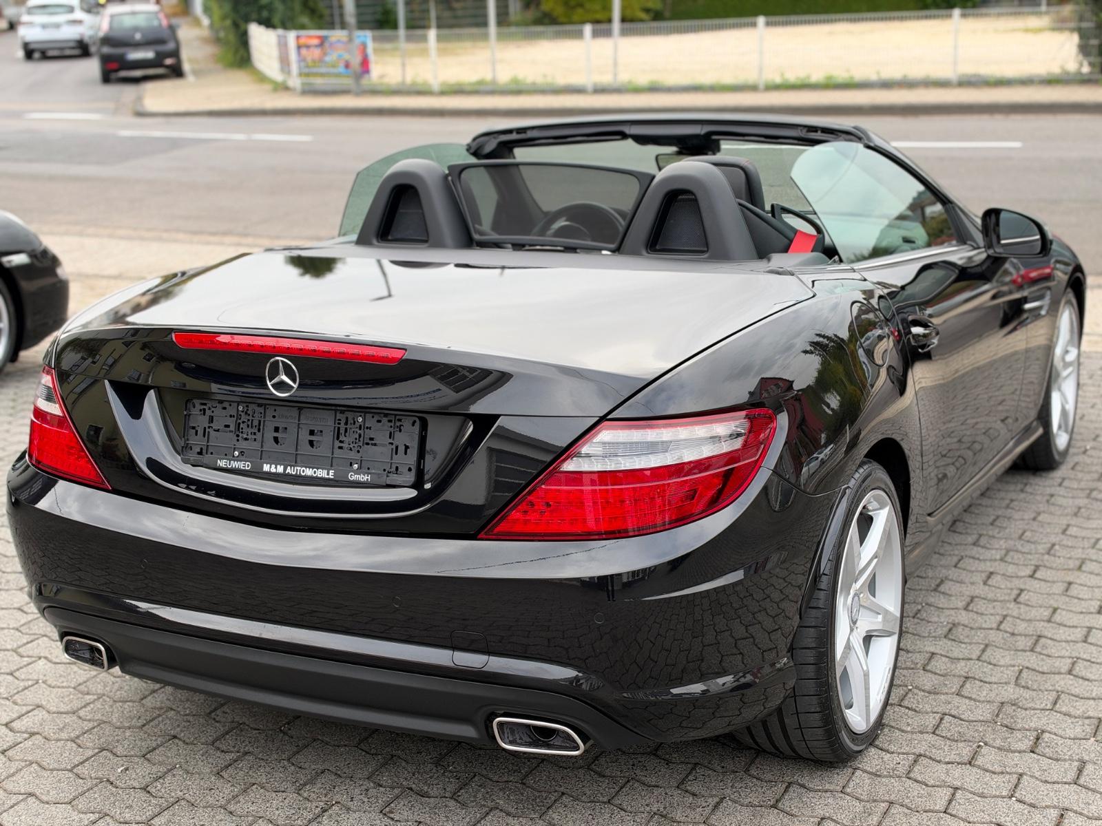Mercedes-Benz SLK 350 V6 AMG-Line AirScarf 2.Hd Navi ILS Leder