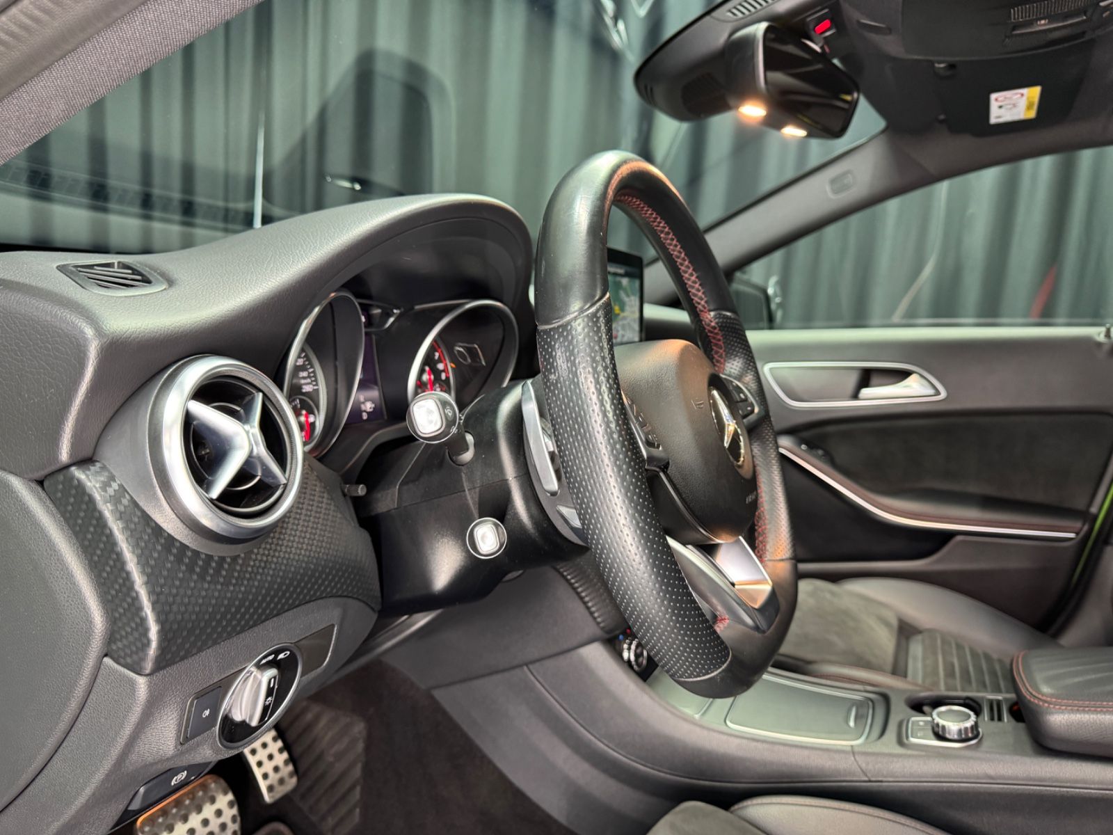 Fahrzeugabbildung Mercedes-Benz A 220 4Matic|7G-AUTOMATIK|PANO|NIGHT-PAKET|AMG|