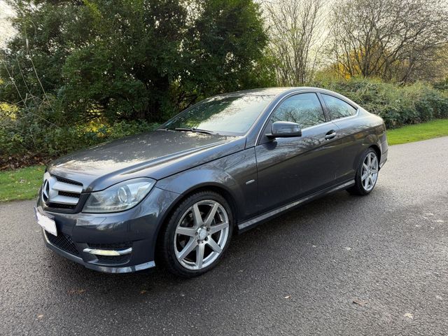 Mercedes-Benz Mercedes C220 Cdi Coupe AMG Paket