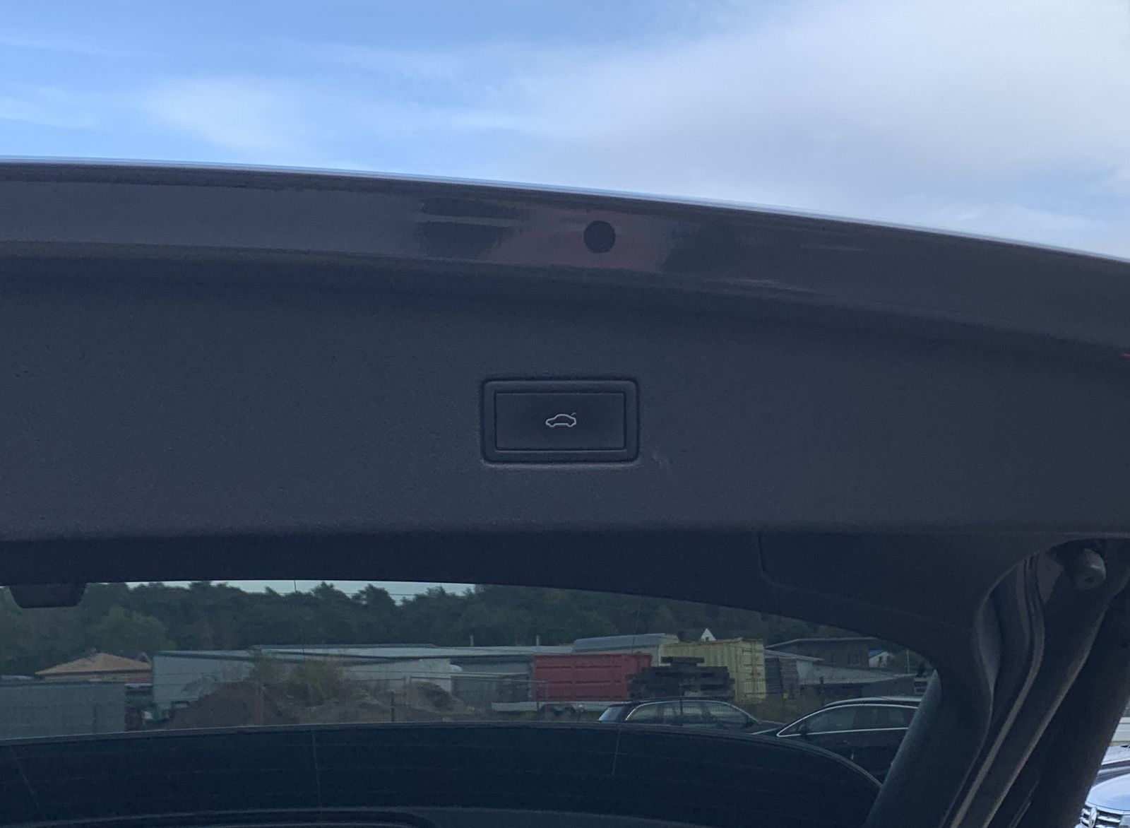 Fahrzeugabbildung Volkswagen Tiguan 2.0 TDI*R-Line*4Motion*Leder*AHK*Cam*Navi