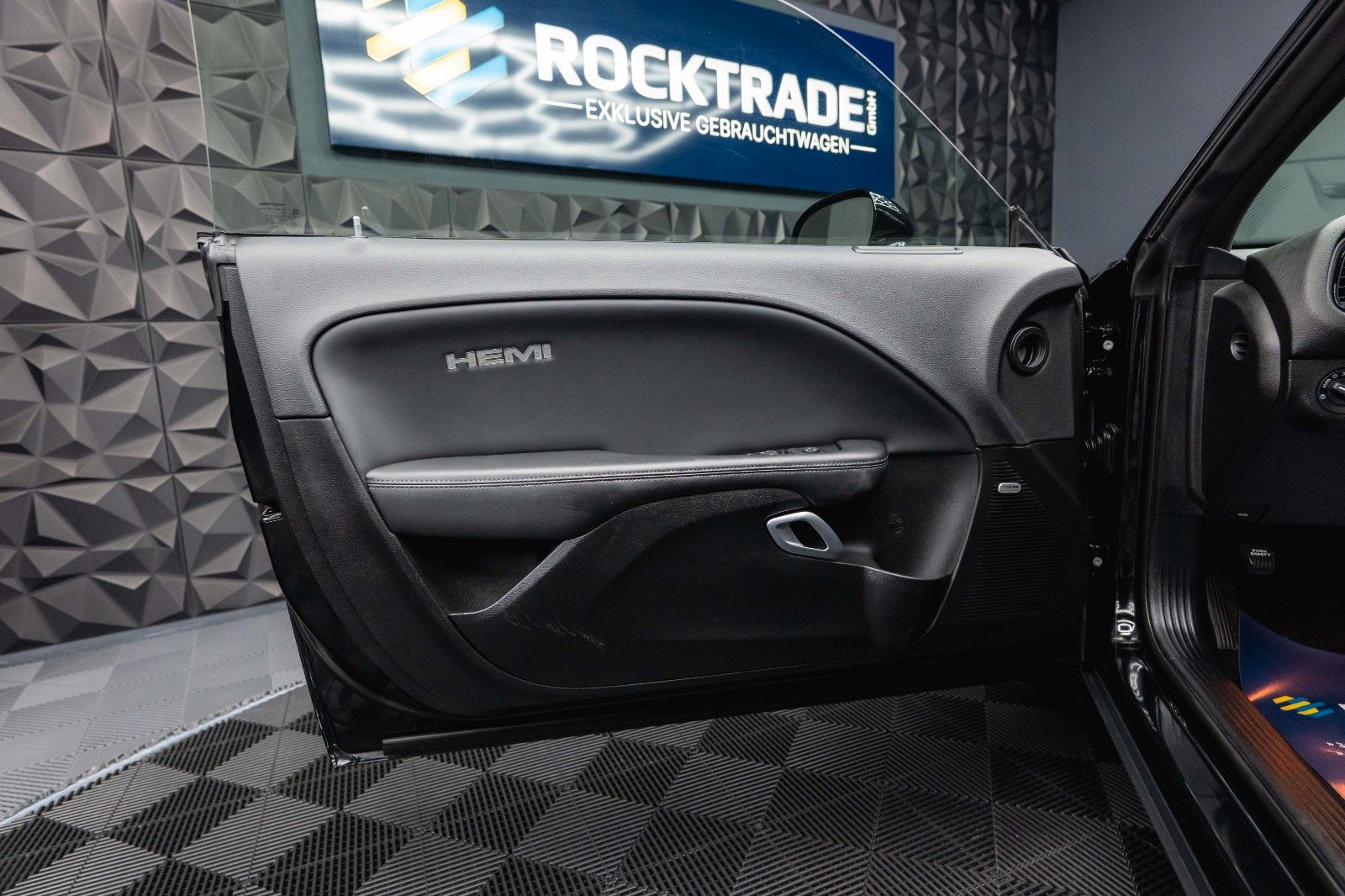 Fahrzeugabbildung Dodge Challenger 5.7 V8 R/T SRT Performance *LED*19%*